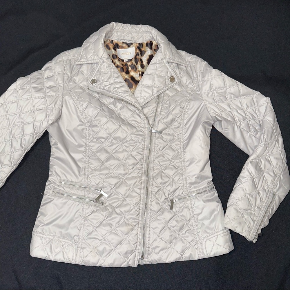 Laundry by Shelli Segal Stylish Women's Quilted Jacket‎ - Silver